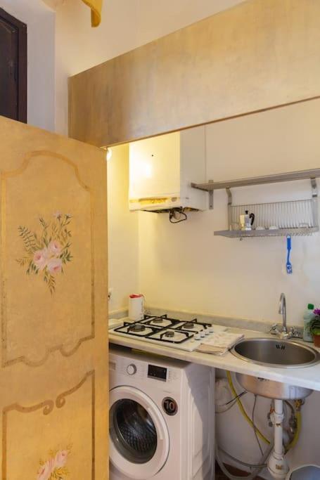 Elegant Apartment Outside Ztl & 10Min From Center Firenze Eksteriør billede
